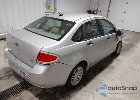 2009 Ford Focus Se z USA, uszkodzony, nr VIN 1FAHP35NX9W208018